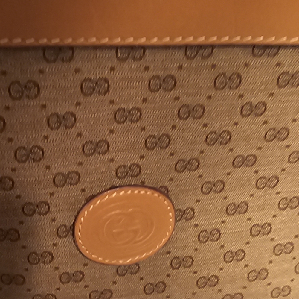 Gucci Microguccissima Vintage Leather Pouch- (COA) Certificate - Picture 3 of 16